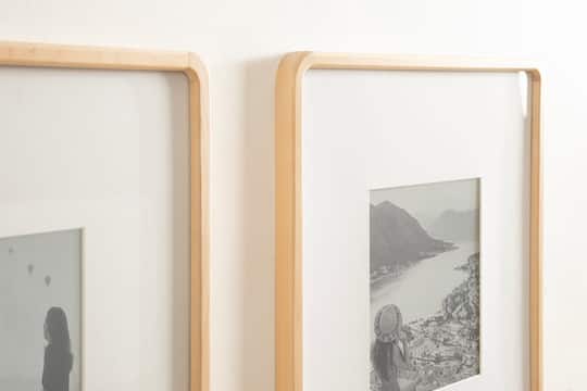 Kate and Laurel 16" x 20" Inglewood Picture Frames with 8" x 10" Mat